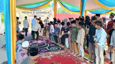 Berbagi Kebahagiaan di Bulan Ramadhan H. M Sutriman Santuni Anak Yatim dan Dhufa 