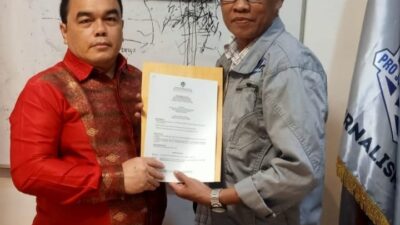 Robert Hendrico Terima SK Sebagai Ketua Dewan Pakar DPP PJS