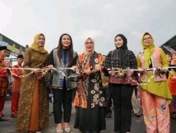 Hj. Tanty Harvianty Membuka Acara Pameran Pembangunan (Tebo Expo) 2024 Dalam Rangka Memeriahkan Hari Ulang Tahun Kabupaten Tebo ke-25